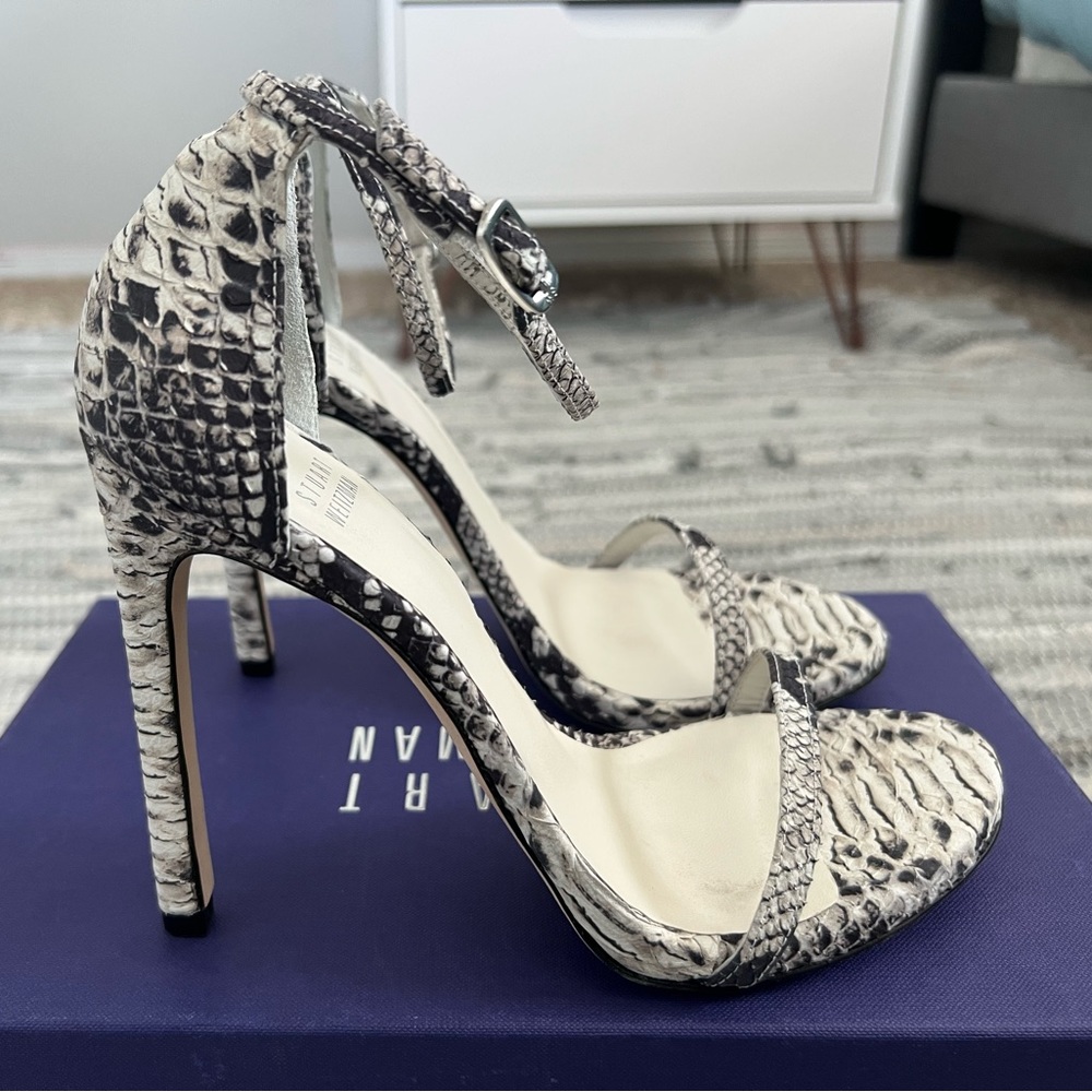Stuart Weitzman Nudist Sandal Snakeskin Embossed Leather Size 7.5
